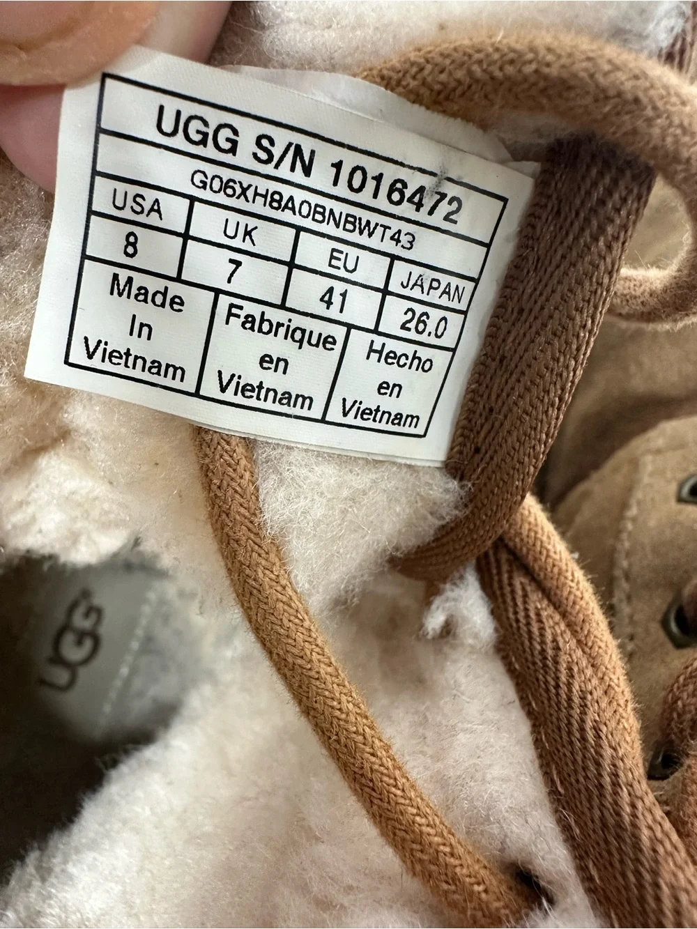UGG Neumel Hi lace up Winter boots Sz: M8 W9.5 chestnut suede shearling lining.